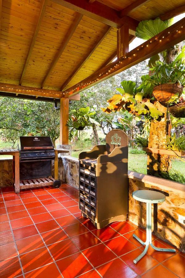 La Casa De Piedra Guatapé Exterior foto