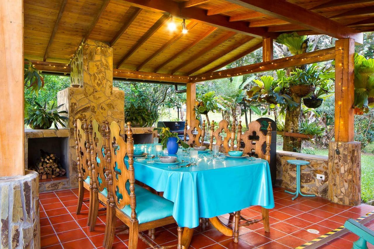 La Casa De Piedra Guatapé Exterior foto