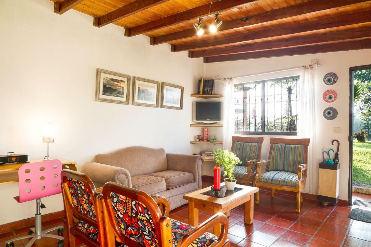 La Casa De Piedra Guatapé Exterior foto